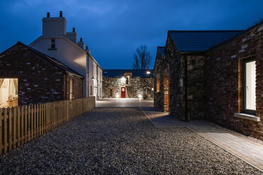 The Barn At Corrstown Village Portrush Exteriör bild
